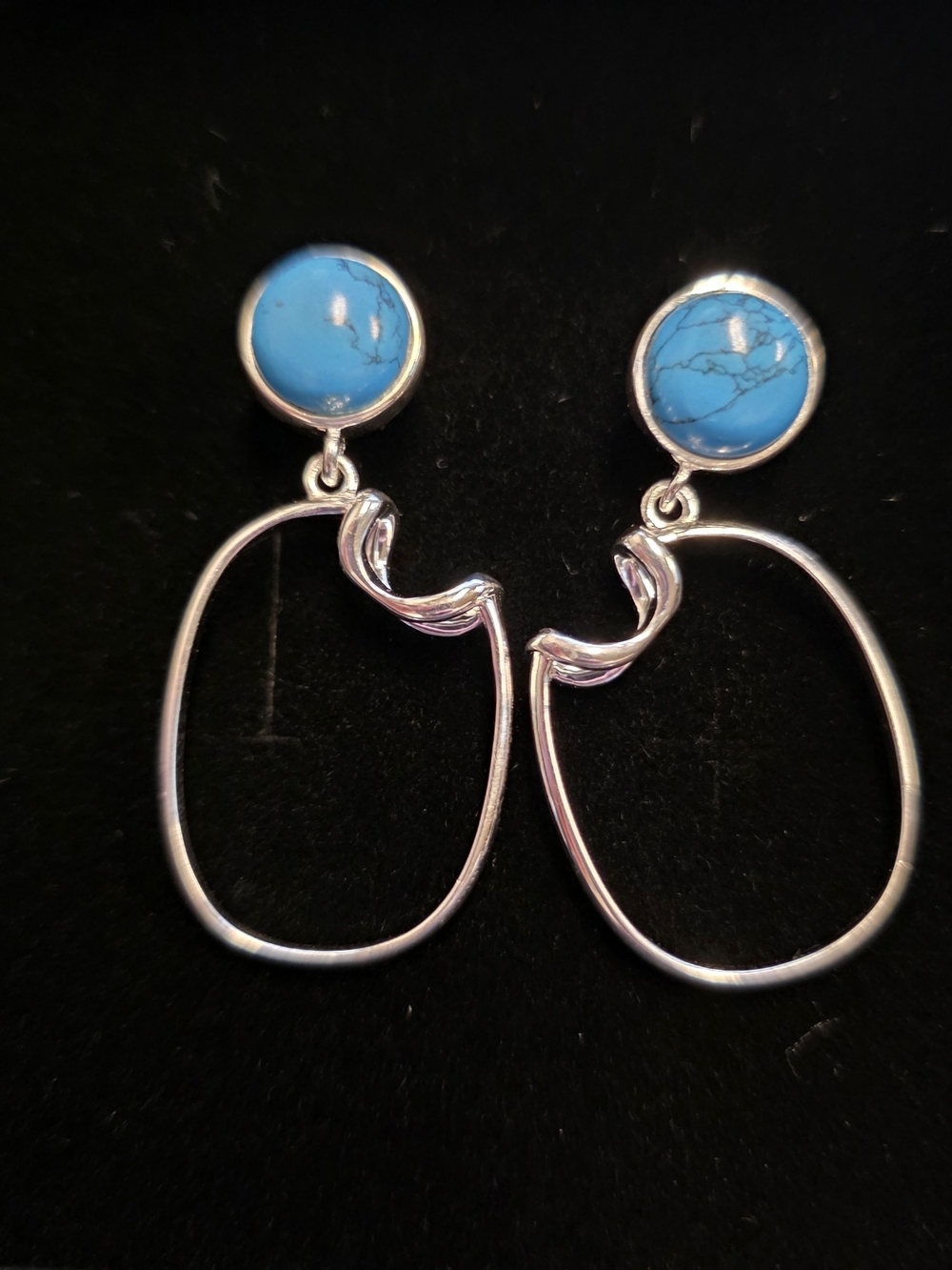 NIB SOPHIE BLAKE NY Turquoise Wave Wire Drop Hoop Earrings Silver